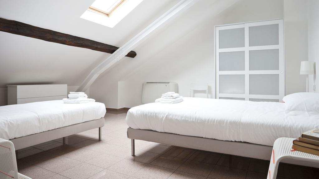Italianway-Bressanone Apartment Milan Bagian luar foto