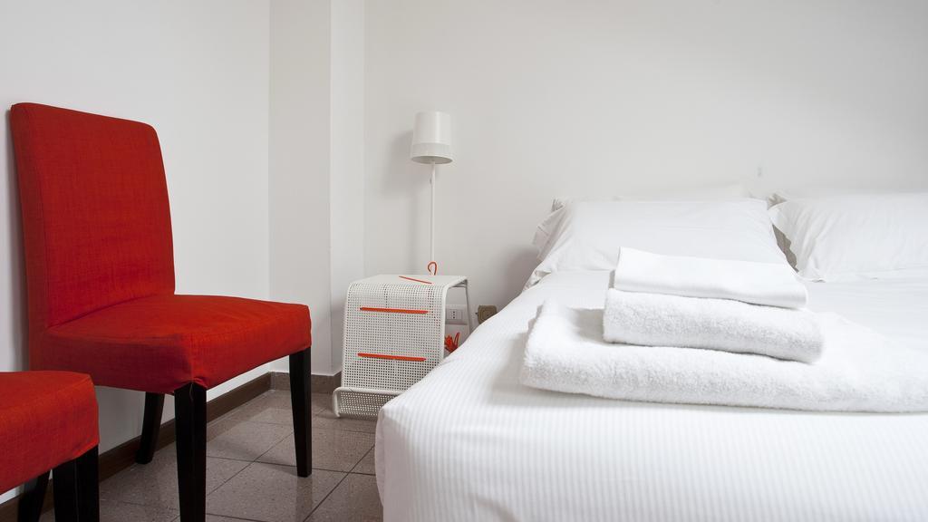 Italianway-Bressanone Apartment Milan Bagian luar foto