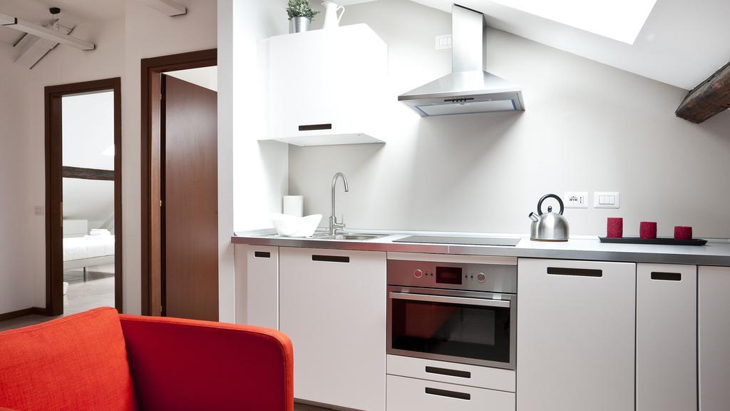 Italianway-Bressanone Apartment Milan Bagian luar foto